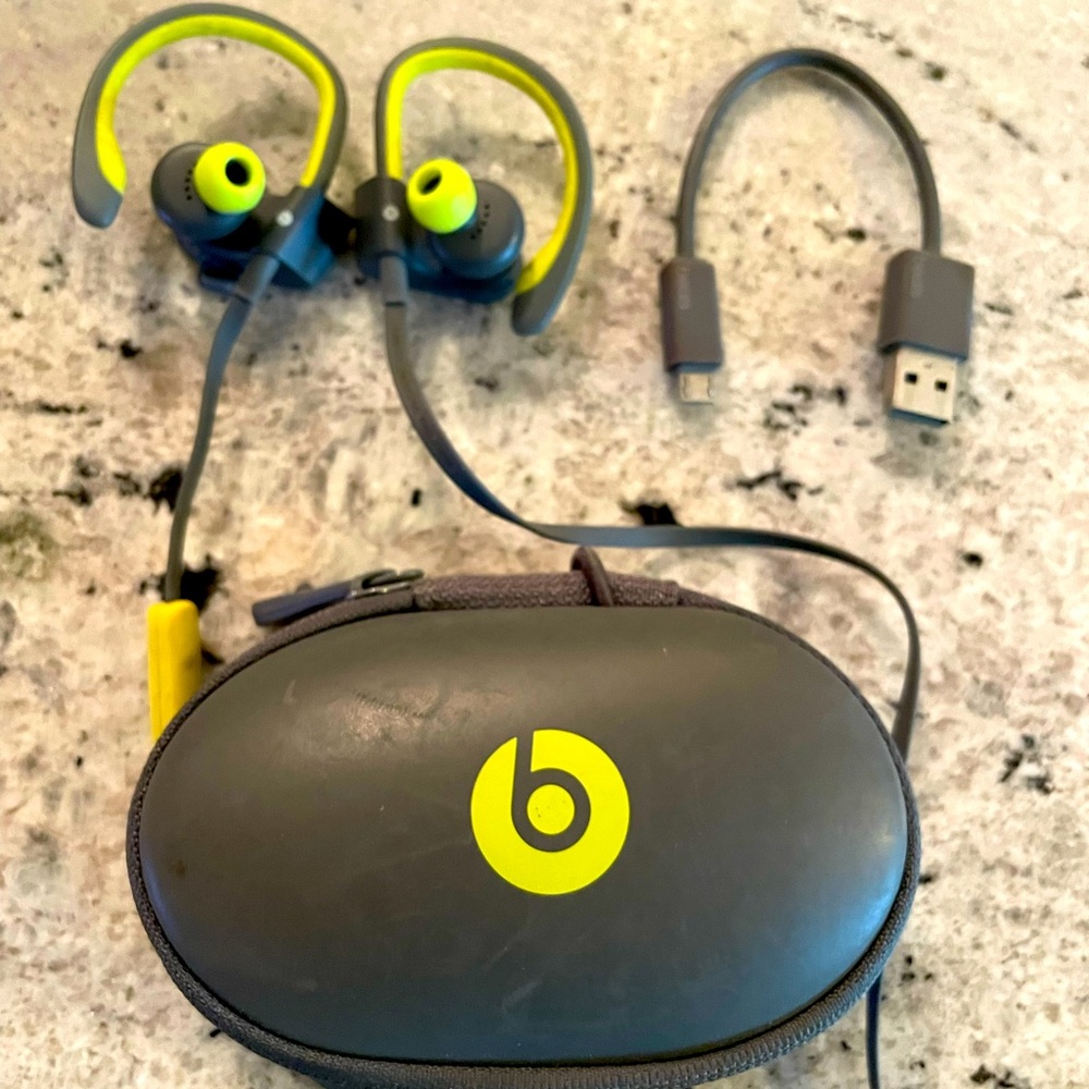 Beats by Dre wireless ear hook headphone w/case and charging cable neon green